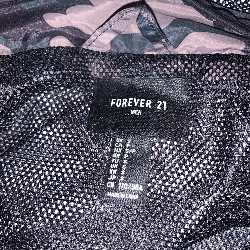 Pullover rain jacket